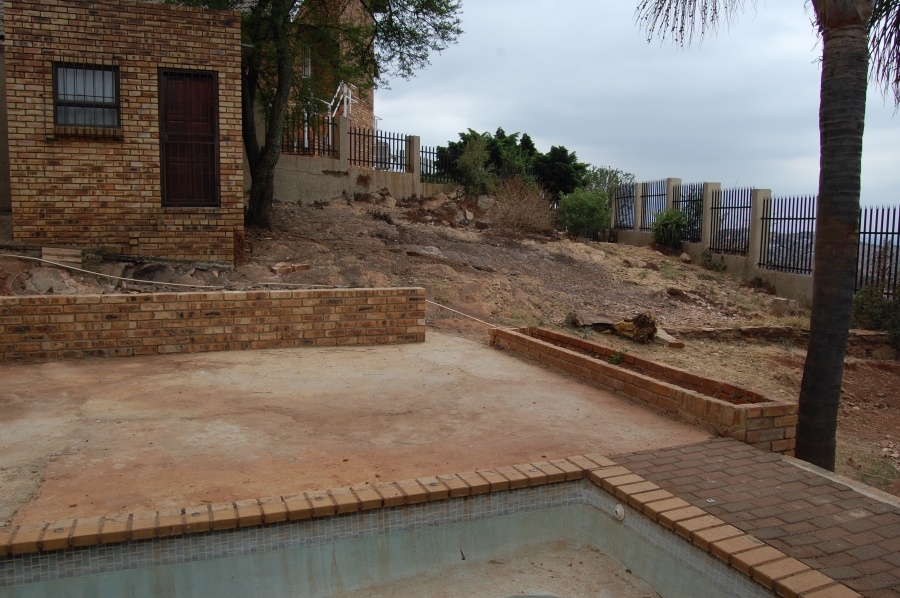 3 Bedroom Property for Sale in Noordheuwel Gauteng