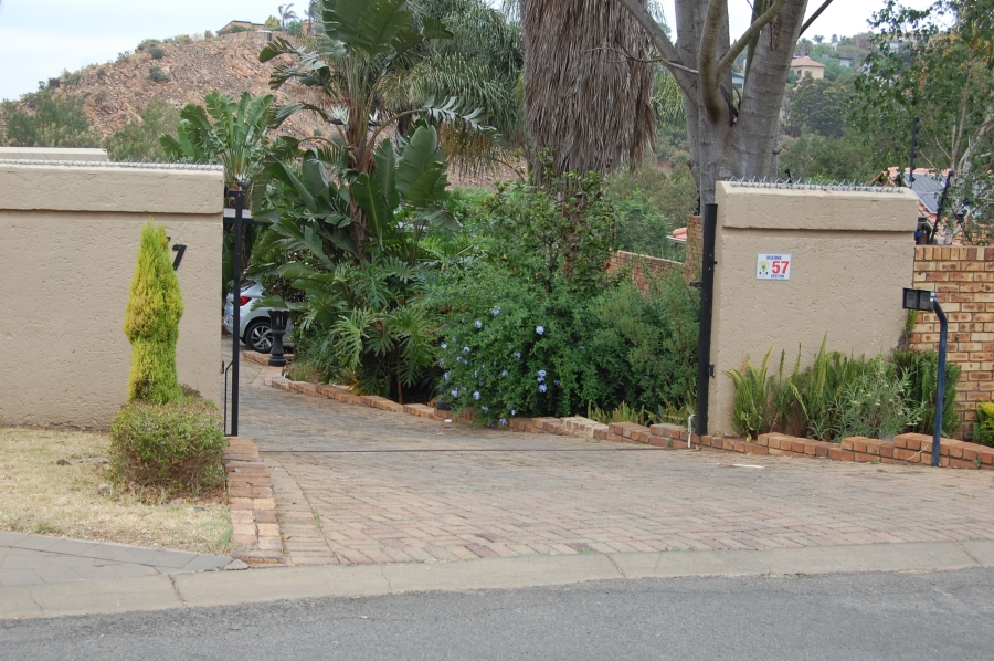 3 Bedroom Property for Sale in Noordheuwel Gauteng