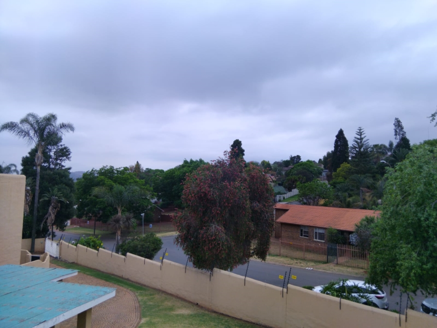 2 Bedroom Property for Sale in Roodekrans Gauteng