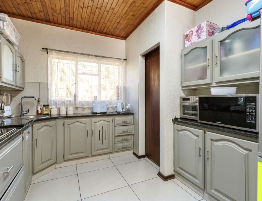 4 Bedroom Property for Sale in Moreleta Park Gauteng
