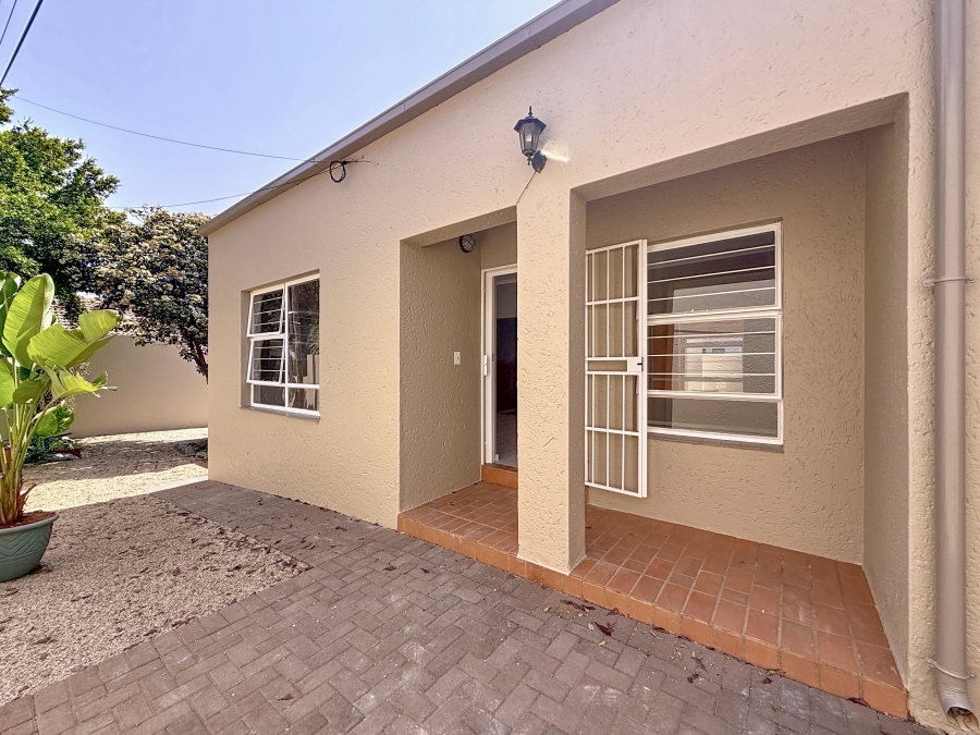 3 Bedroom Property for Sale in Faerie Glen Gauteng
