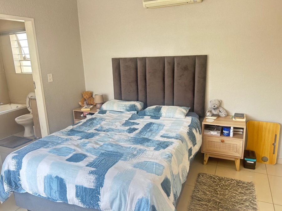 To Let 2 Bedroom Property for Rent in North Riding Gauteng