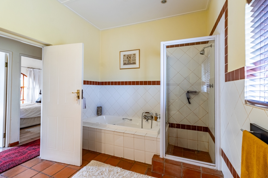 3 Bedroom Property for Sale in Silver Lakes Golf Estate Gauteng