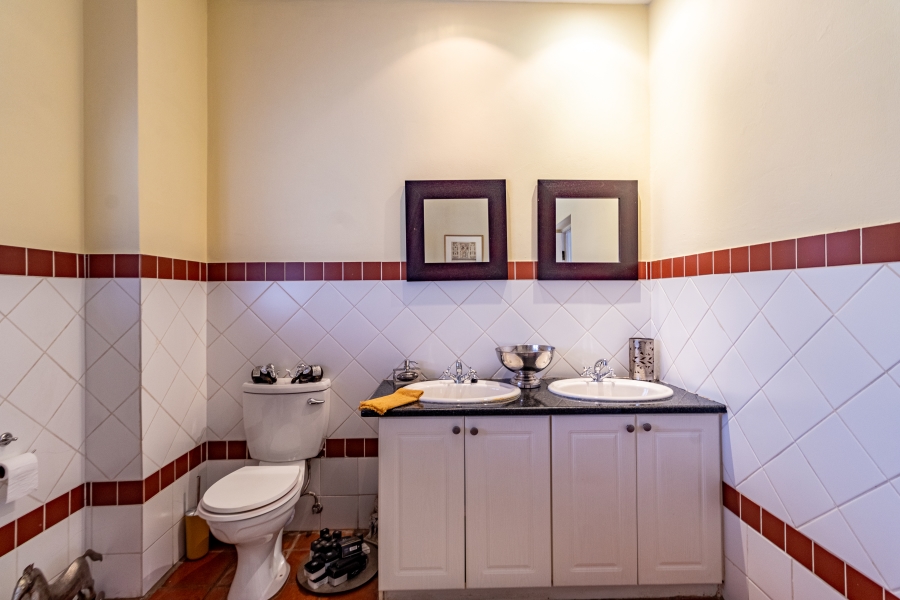 3 Bedroom Property for Sale in Silver Lakes Golf Estate Gauteng