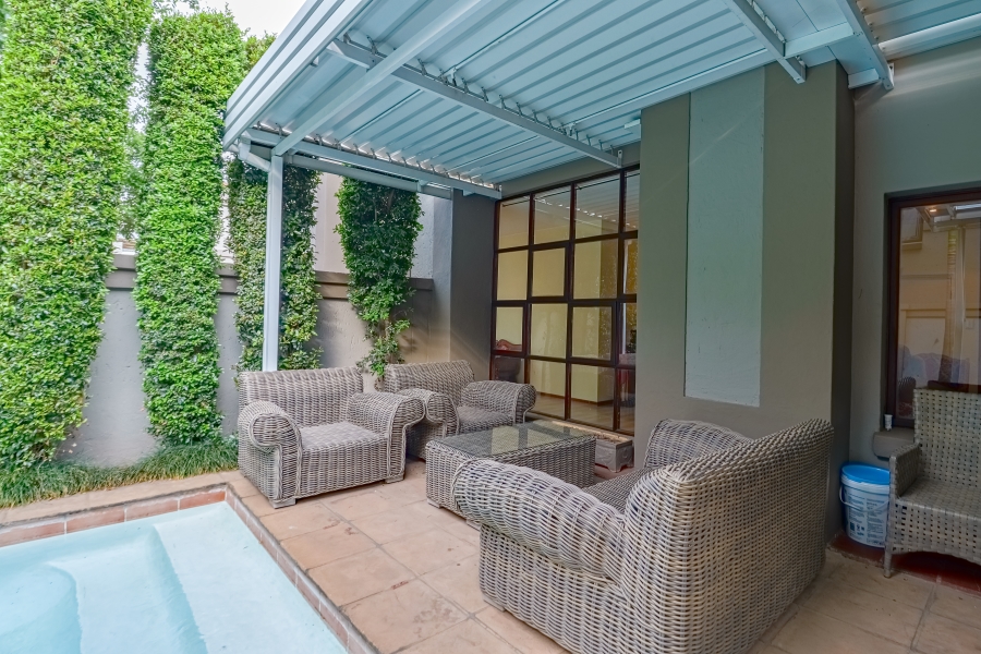 3 Bedroom Property for Sale in Silver Lakes Golf Estate Gauteng