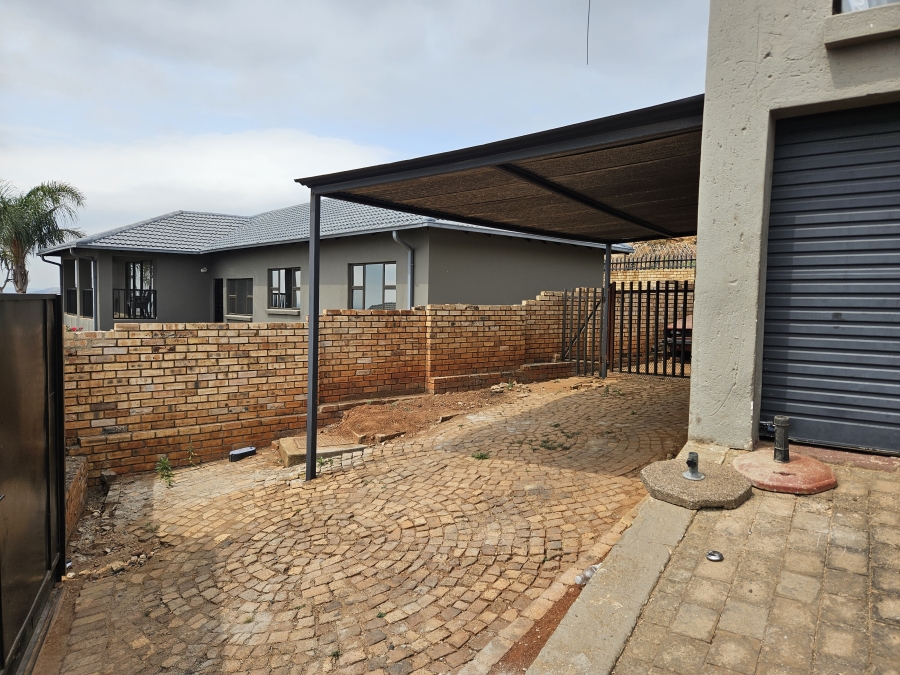 3 Bedroom Property for Sale in Noordheuwel Gauteng