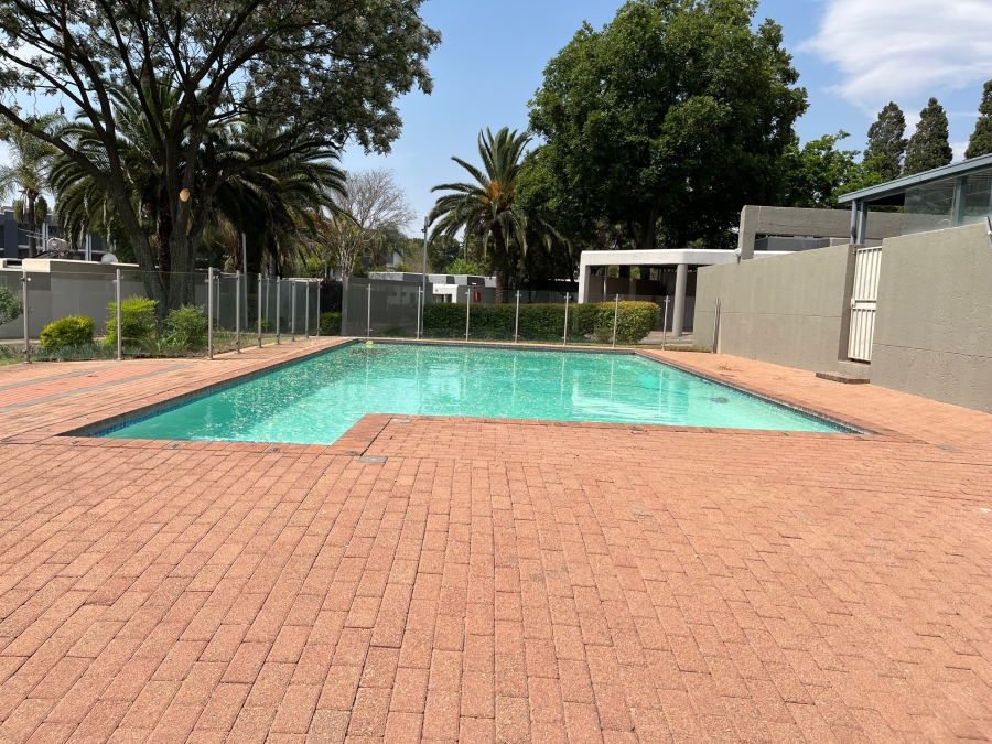 To Let 2 Bedroom Property for Rent in Morningside Gauteng