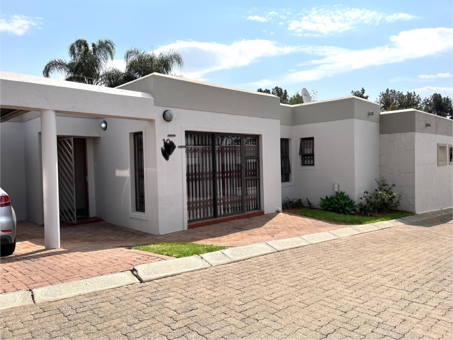 To Let 2 Bedroom Property for Rent in Morningside Gauteng