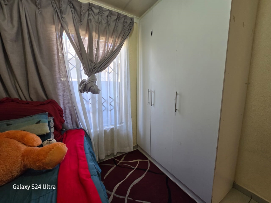 2 Bedroom Property for Sale in Windmill Park Gauteng