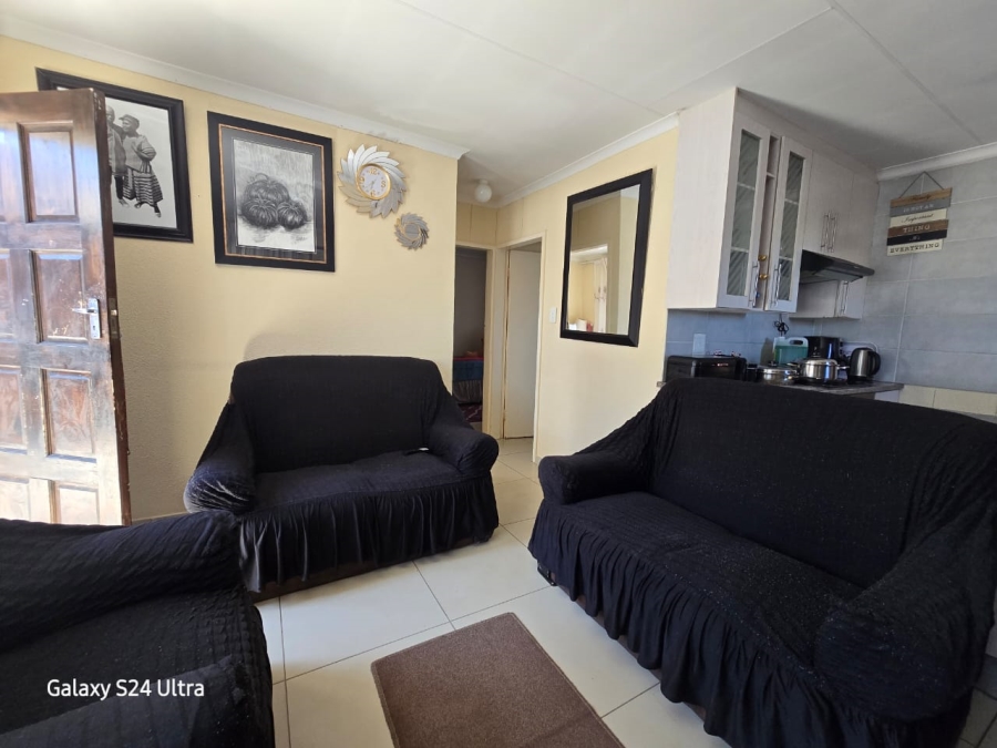 2 Bedroom Property for Sale in Windmill Park Gauteng