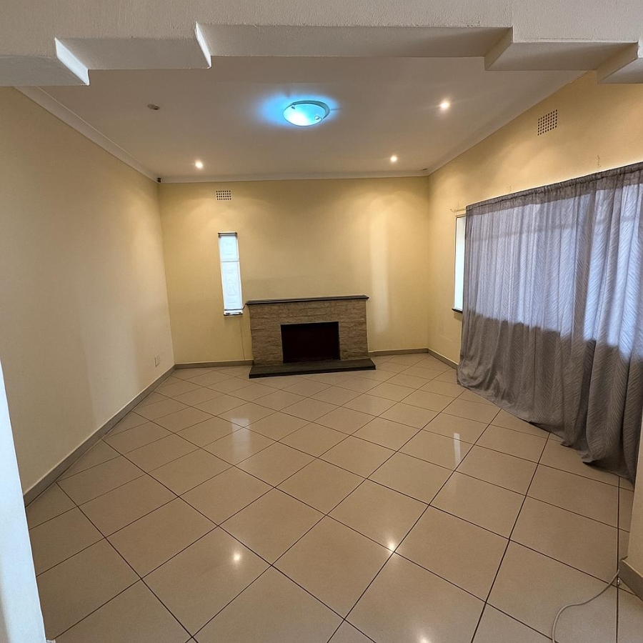 To Let 3 Bedroom Property for Rent in Rosettenville Gauteng