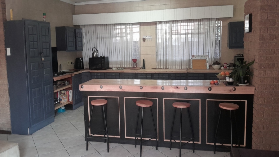 6 Bedroom Property for Sale in Vanderbijlpark SE Gauteng
