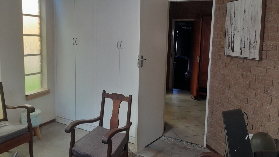 6 Bedroom Property for Sale in Vanderbijlpark SE Gauteng