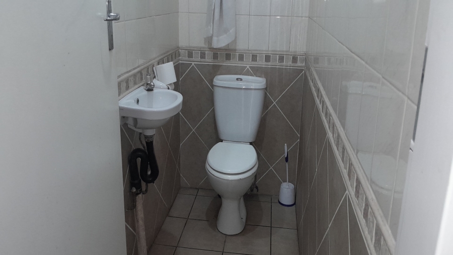 6 Bedroom Property for Sale in Vanderbijlpark SE Gauteng
