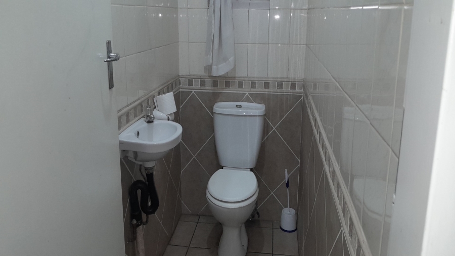 6 Bedroom Property for Sale in Vanderbijlpark SE Gauteng
