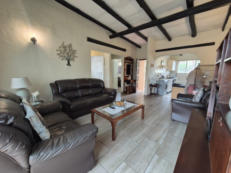2 Bedroom Property for Sale in Roodekrans Gauteng