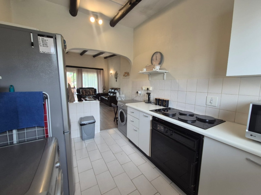 2 Bedroom Property for Sale in Roodekrans Gauteng
