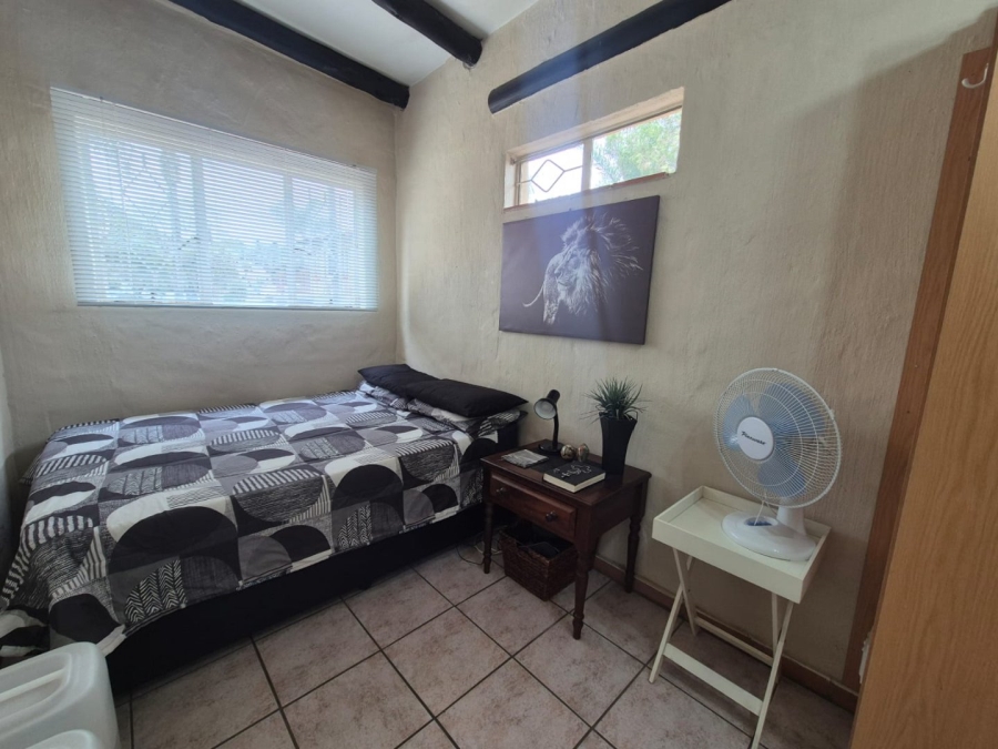 2 Bedroom Property for Sale in Roodekrans Gauteng
