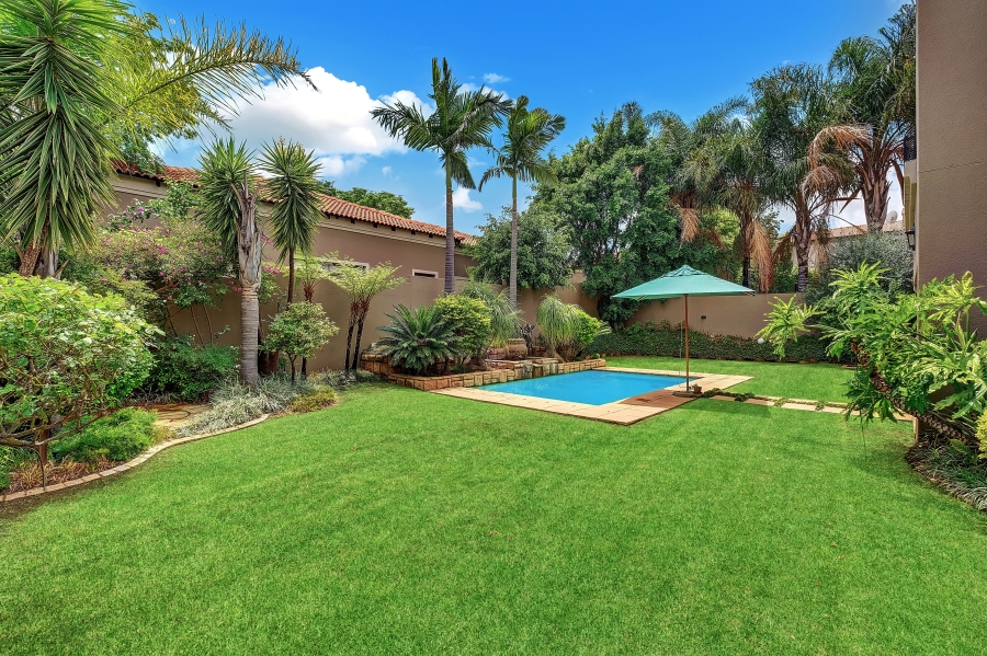 To Let 3 Bedroom Property for Rent in Douglasdale Gauteng