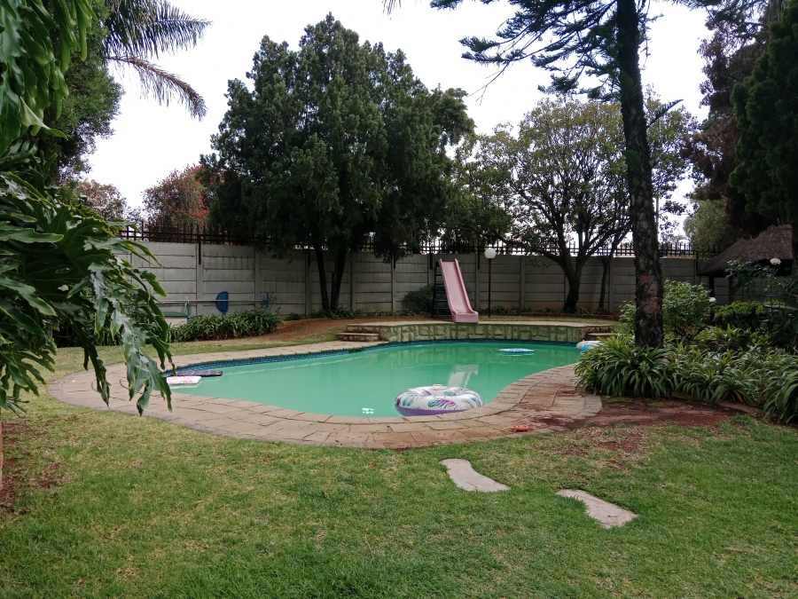 4 Bedroom Property for Sale in Brackenhurst Gauteng