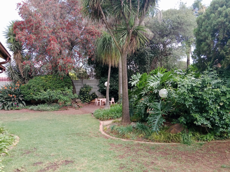 4 Bedroom Property for Sale in Brackenhurst Gauteng
