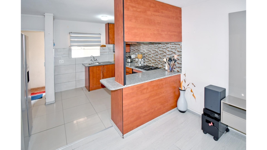 3 Bedroom Property for Sale in Vorna Valley Gauteng