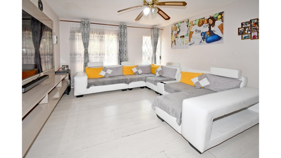 3 Bedroom Property for Sale in Vorna Valley Gauteng