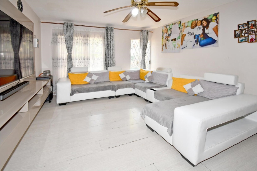 3 Bedroom Property for Sale in Vorna Valley Gauteng