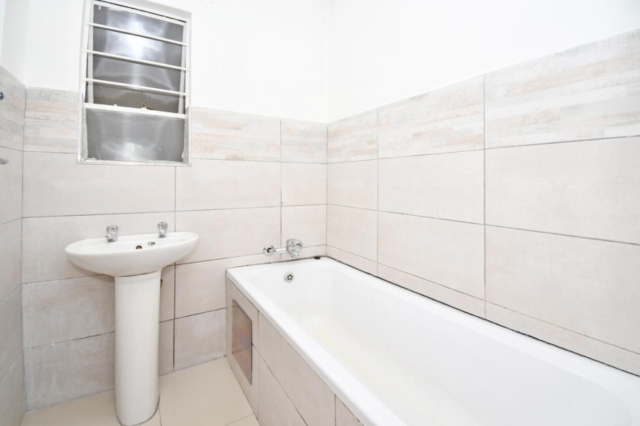 3 Bedroom Property for Sale in Vorna Valley Gauteng