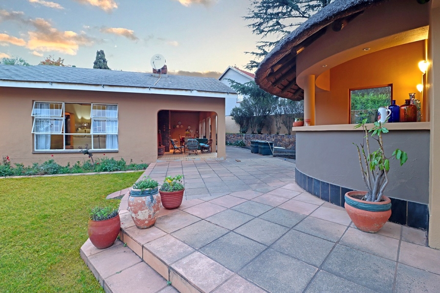 4 Bedroom Property for Sale in Bryanston Gauteng