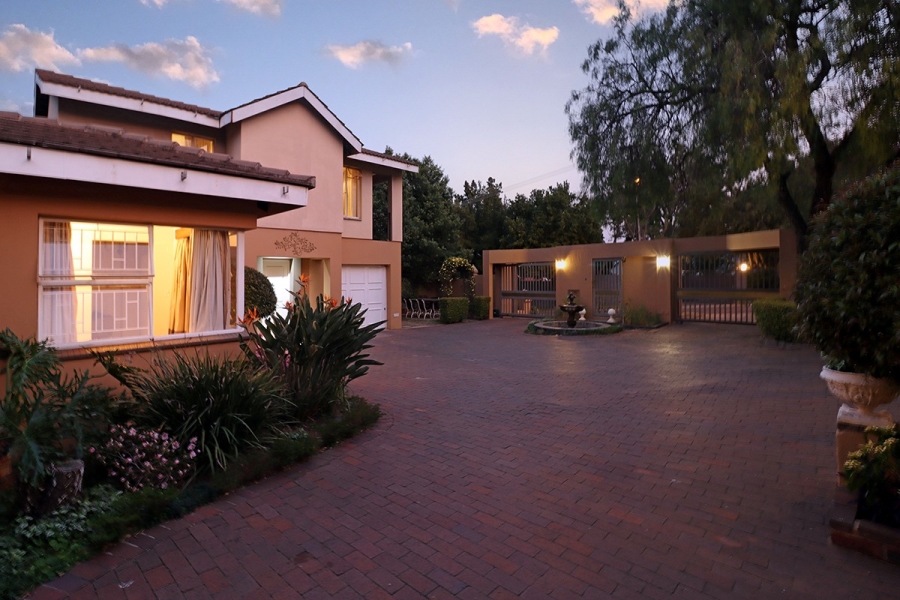 4 Bedroom Property for Sale in Bryanston Gauteng