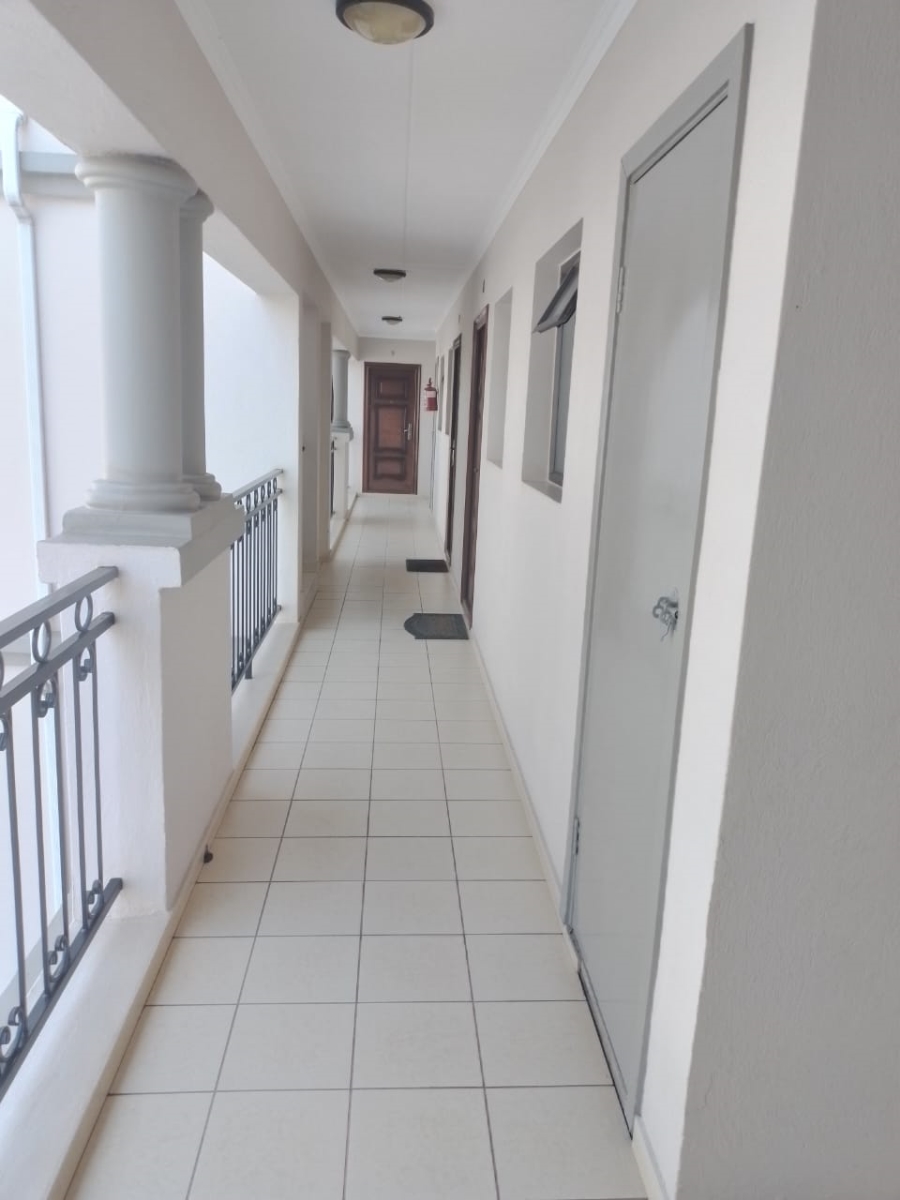 2 Bedroom Property for Sale in Noordwyk Gauteng