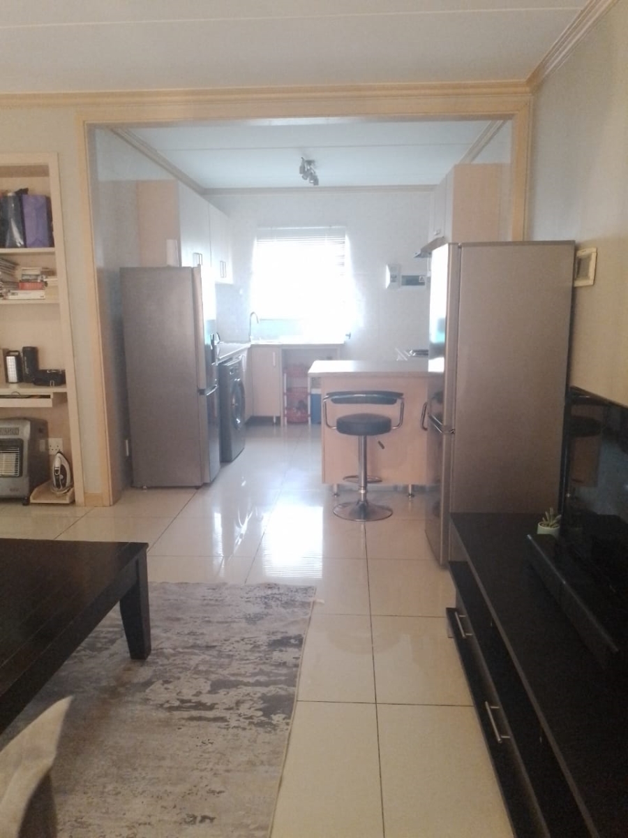 2 Bedroom Property for Sale in Noordwyk Gauteng