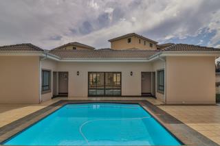 2 Bedroom Property for Sale in Noordwyk Gauteng