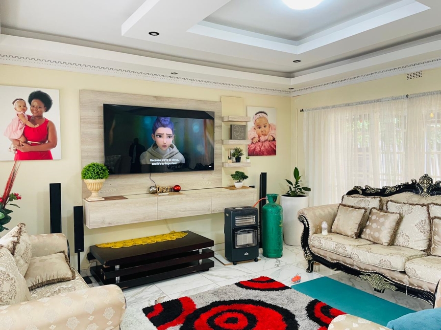 To Let 4 Bedroom Property for Rent in Horizon View Gauteng