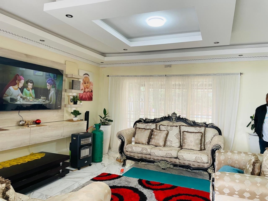 To Let 4 Bedroom Property for Rent in Horizon View Gauteng
