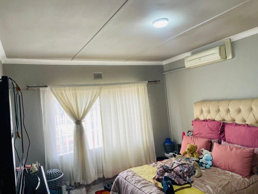 To Let 4 Bedroom Property for Rent in Horizon View Gauteng