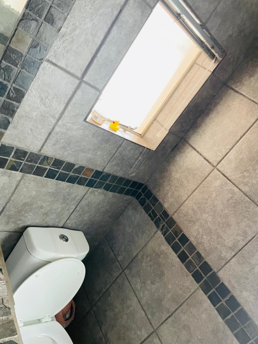 To Let 4 Bedroom Property for Rent in Horizon View Gauteng