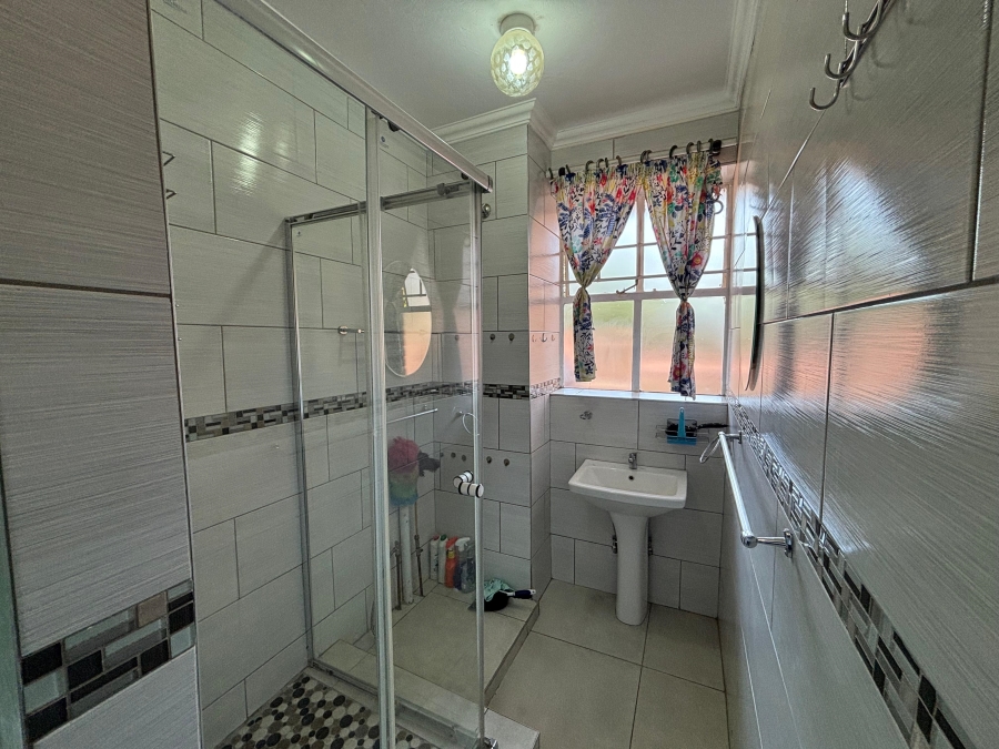 2 Bedroom Property for Sale in Sunnyside Gauteng