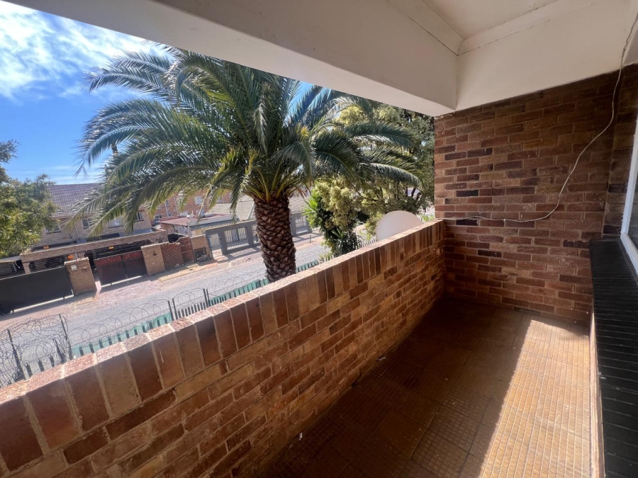 2 Bedroom Property for Sale in Windsor West Gauteng