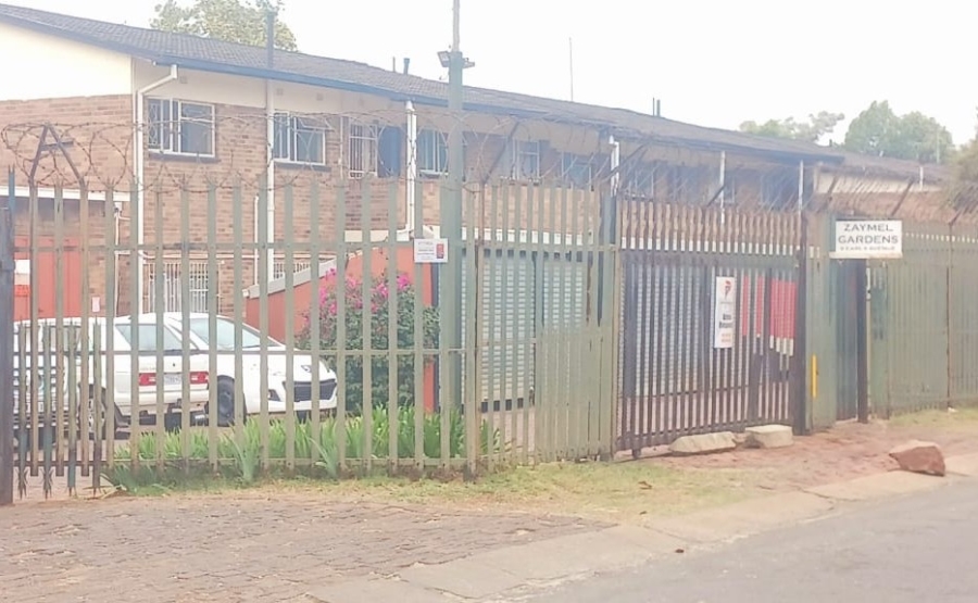 2 Bedroom Property for Sale in Windsor West Gauteng