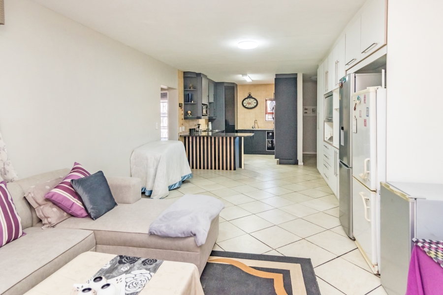 3 Bedroom Property for Sale in Sugar Bush Estate Gauteng
