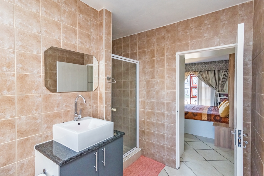 3 Bedroom Property for Sale in Sugar Bush Estate Gauteng