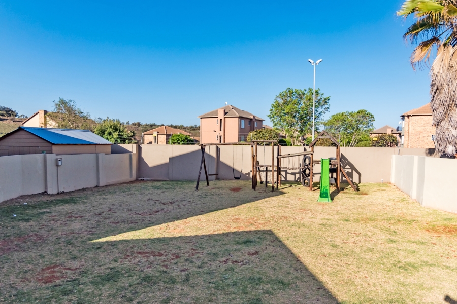 3 Bedroom Property for Sale in Sugar Bush Estate Gauteng