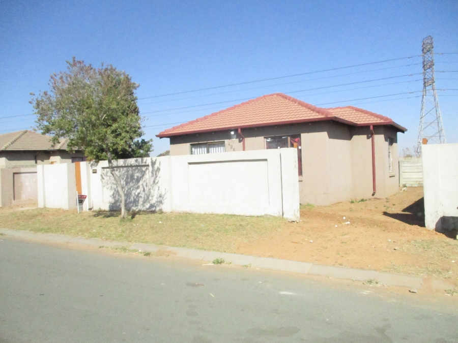 To Let 2 Bedroom Property for Rent in Goudrand Gauteng