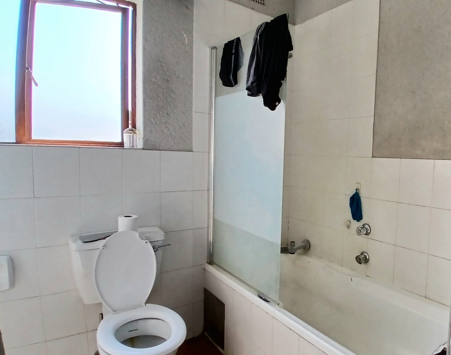 1 Bedroom Property for Sale in Westdene Gauteng