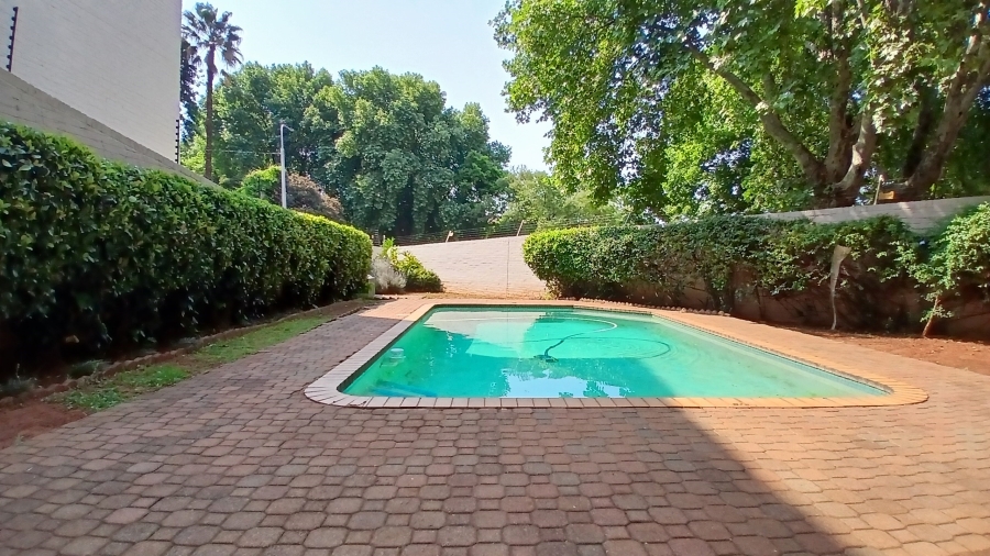 1 Bedroom Property for Sale in Westdene Gauteng