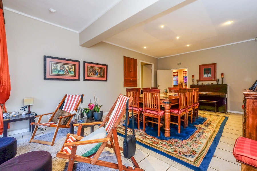 To Let 4 Bedroom Property for Rent in Oaklands Gauteng