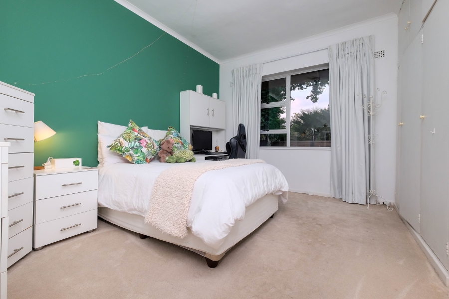 To Let 4 Bedroom Property for Rent in Oaklands Gauteng
