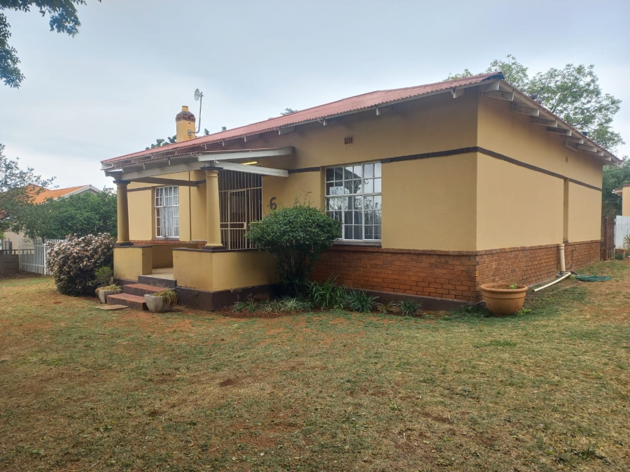 3 Bedroom Property for Sale in Rensburg Gauteng